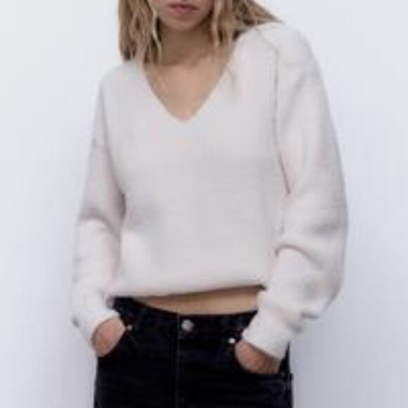 Zara Faux Fur Sweatshirt - Picture 1 of 4